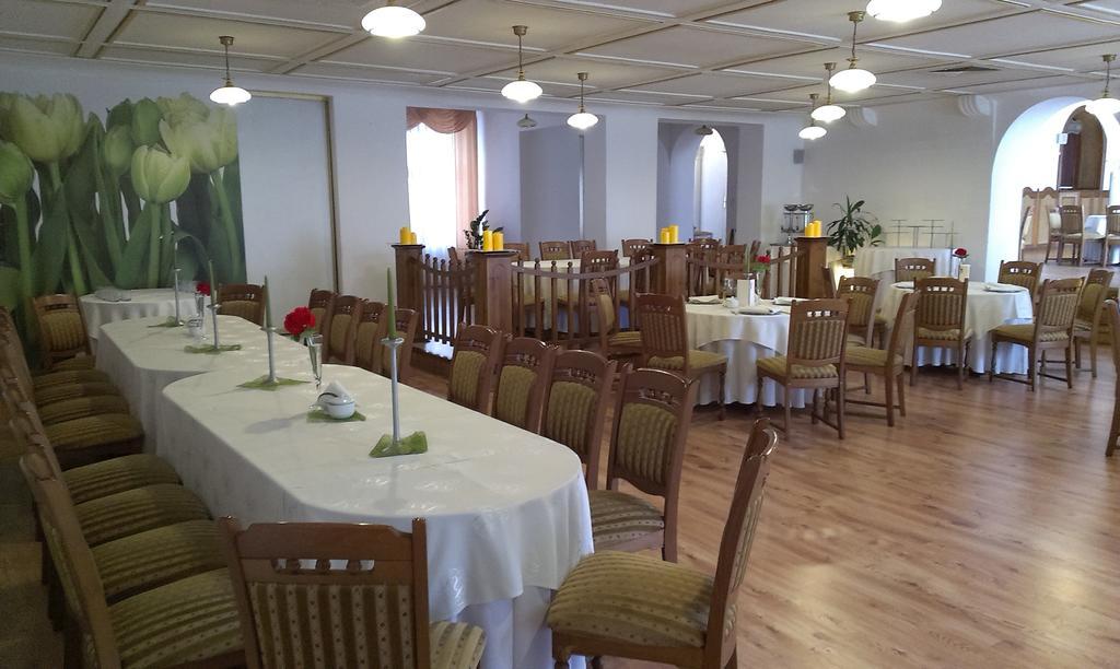 Hotel Bristol Tarnów Eksteriør bilde