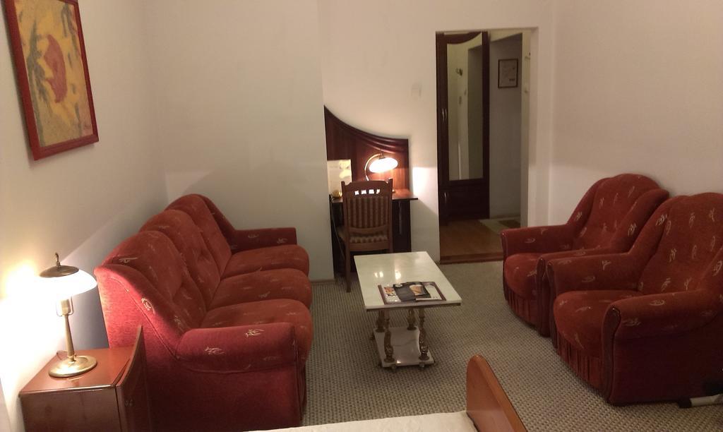 Hotel Bristol Tarnów Rom bilde