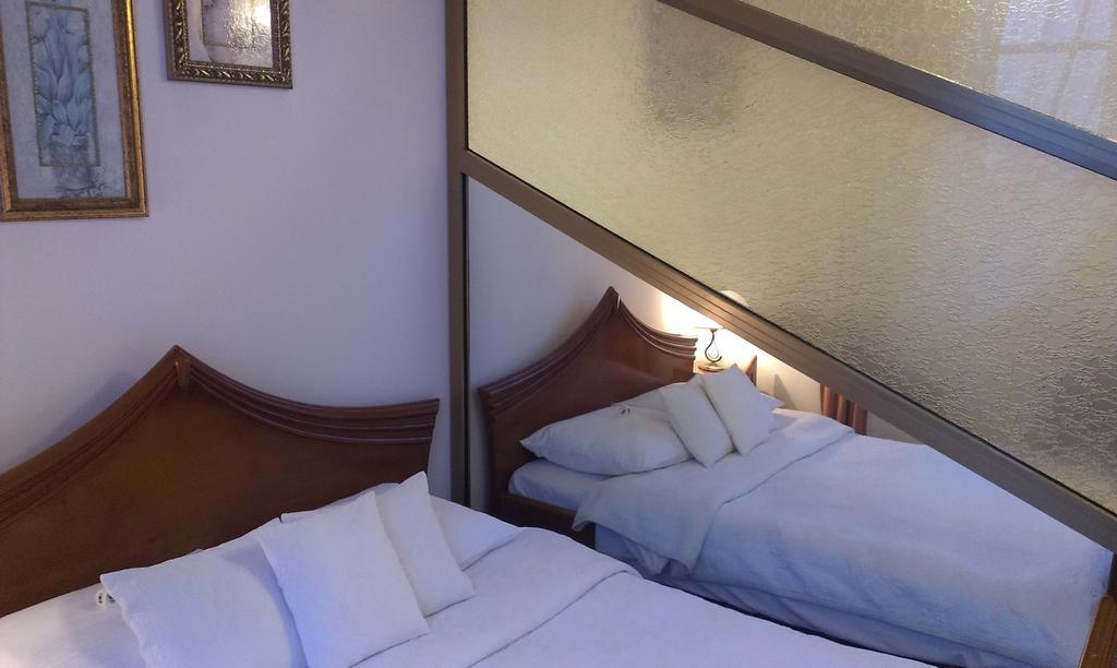Hotel Bristol Tarnów Rom bilde