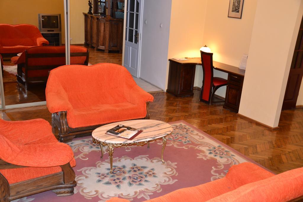 Hotel Bristol Tarnów Eksteriør bilde