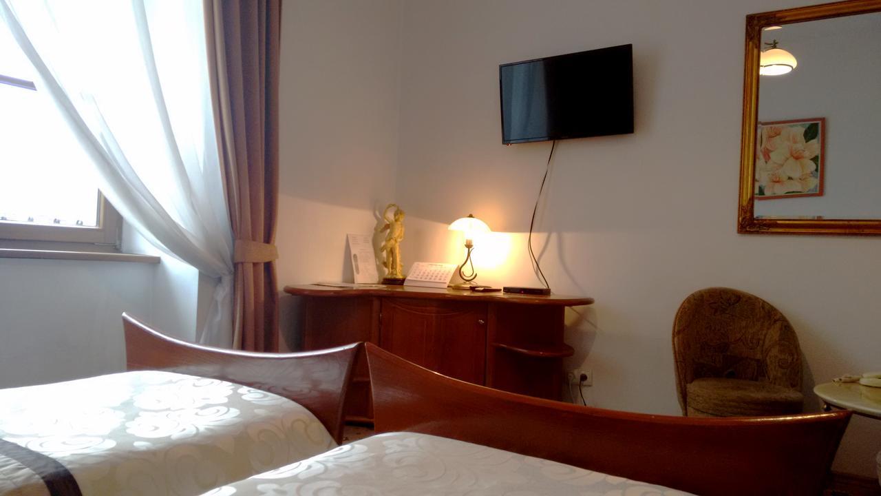 Hotel Bristol Tarnów Eksteriør bilde